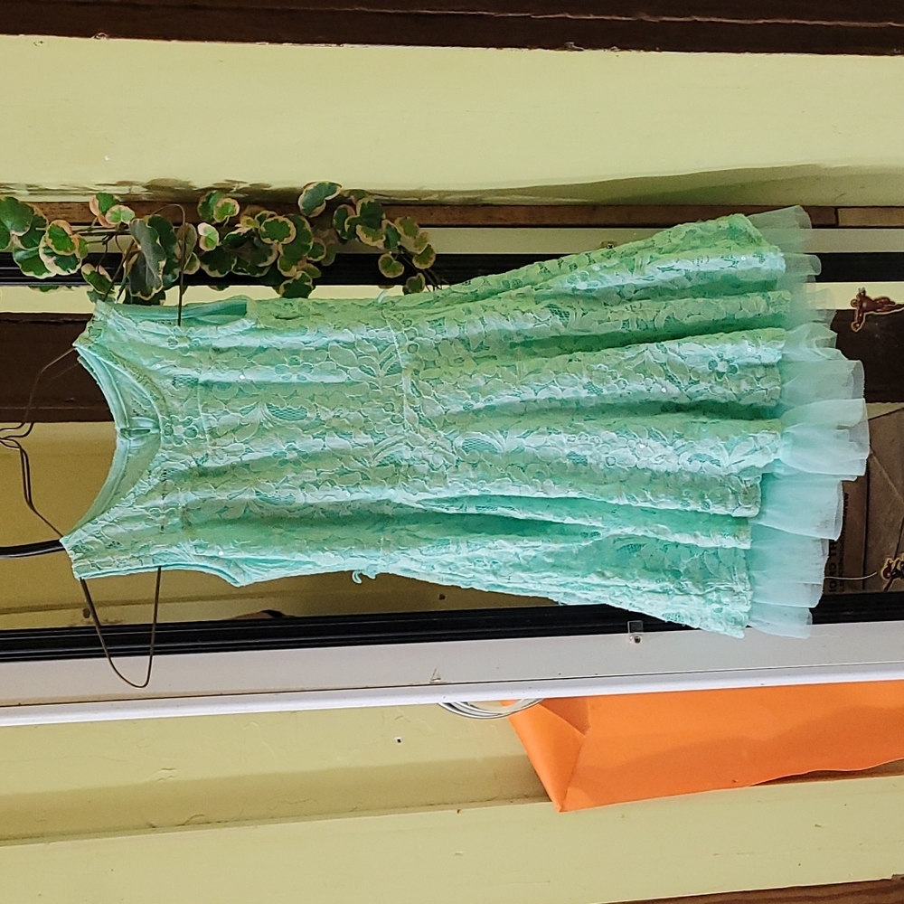 Little girls dress